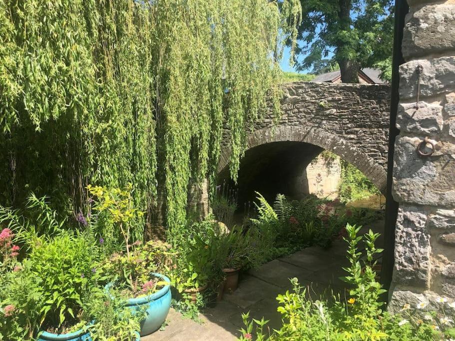 Luxury Cottage Near Hay-On-Wye Llanigon Exterior foto